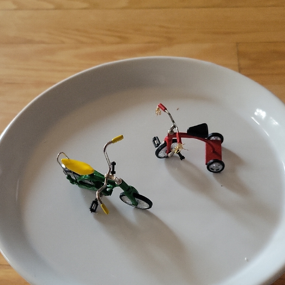 Department 56 Village Bicycle And Tricycle Set